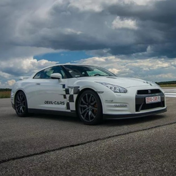 Driving behind the wheel of a Nissan GT-R on the Poznań Główny circuit (1 lap)